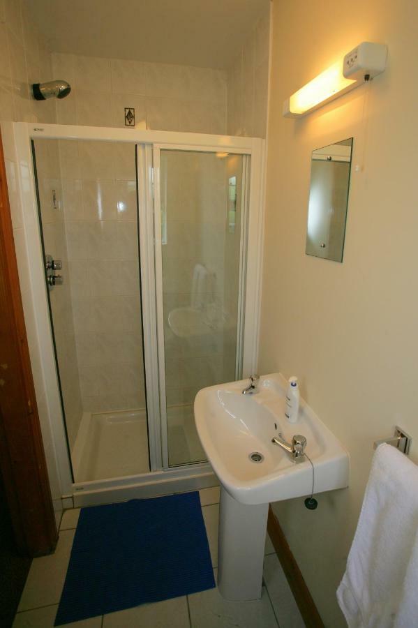 Cottage Heights B&B Castletownbere Exterior photo